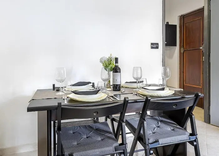 Cozy & Stylish In Borgo Vittoria *